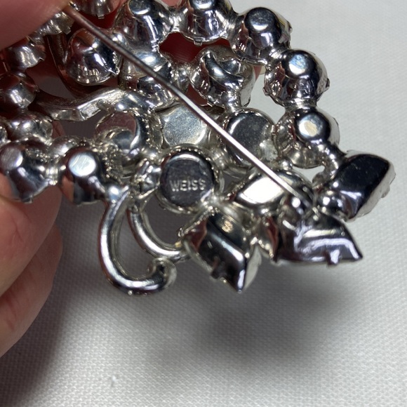 Vintage Rhinestone Albert Weiss Signed Brooch Pin - Picture 5 of 7